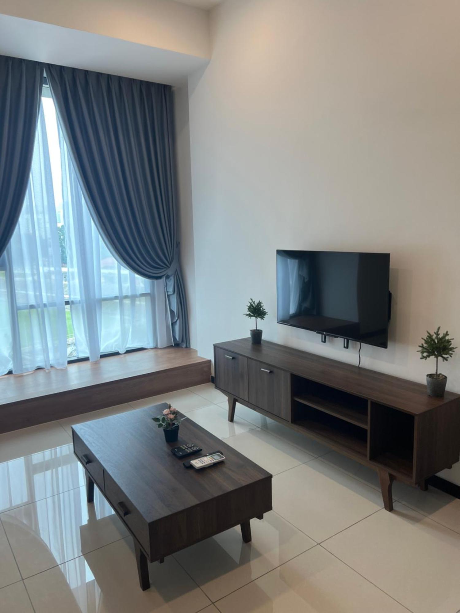 Opus Residences Warisan Pnb 118 View Pangsapuri *