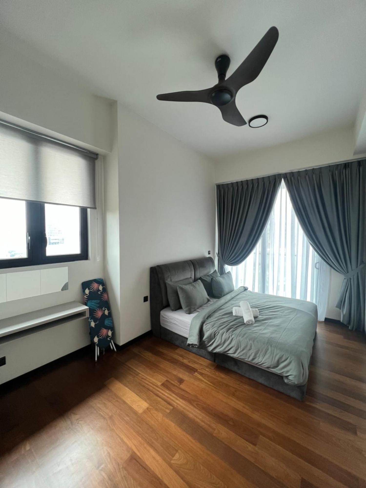 Opus Residences Warisan Pnb 118 View *
